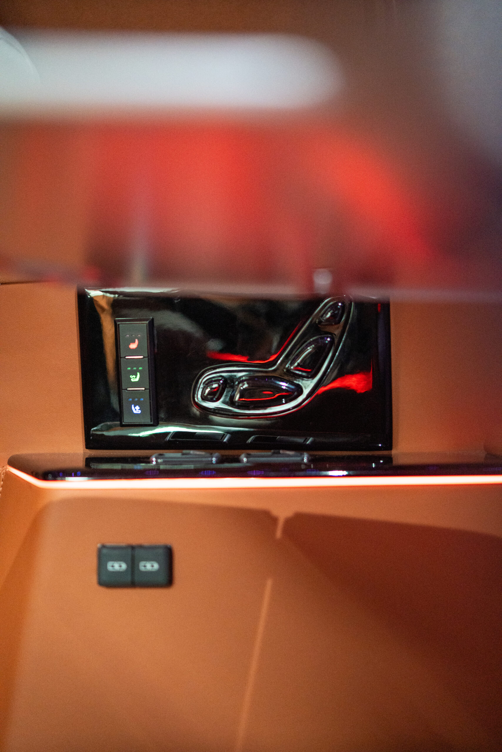 Cadillac Escalade interior styling detail – CMC Auto Outfitting Dubai